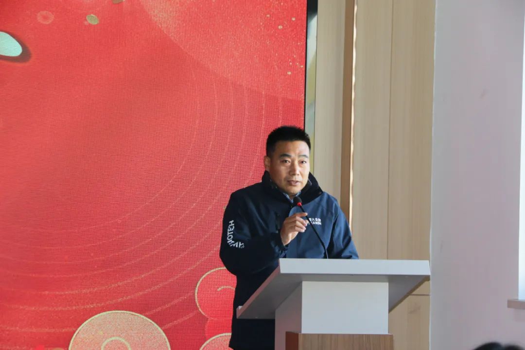 tqb谈球吧正月初八开门红