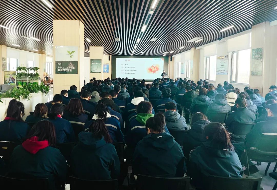 tqb谈球吧正月初八开门红