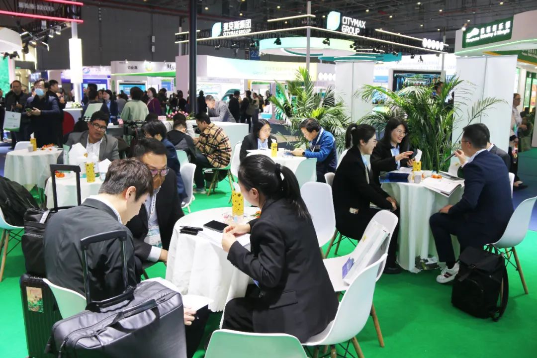 金牌赞助企业tqb谈球吧全新亮相上海CAC国际农化展，以科技实力献礼25周年
