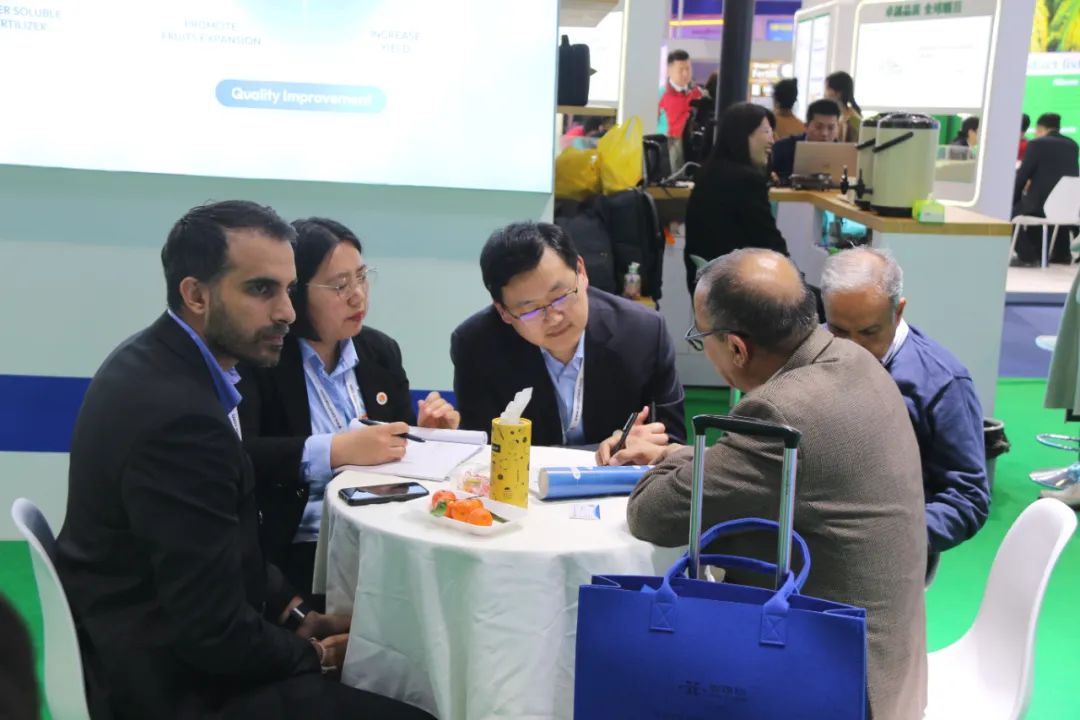 金牌赞助企业tqb谈球吧全新亮相上海CAC国际农化展，以科技实力献礼25周年