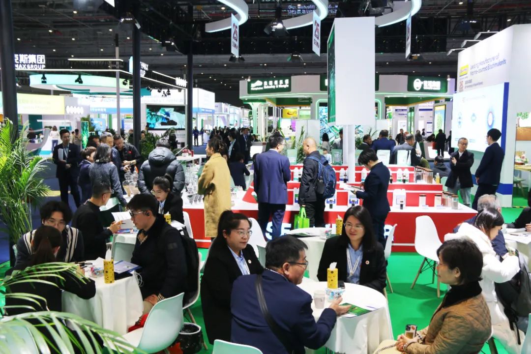 金牌赞助企业tqb谈球吧全新亮相上海CAC国际农化展，以科技实力献礼25周年