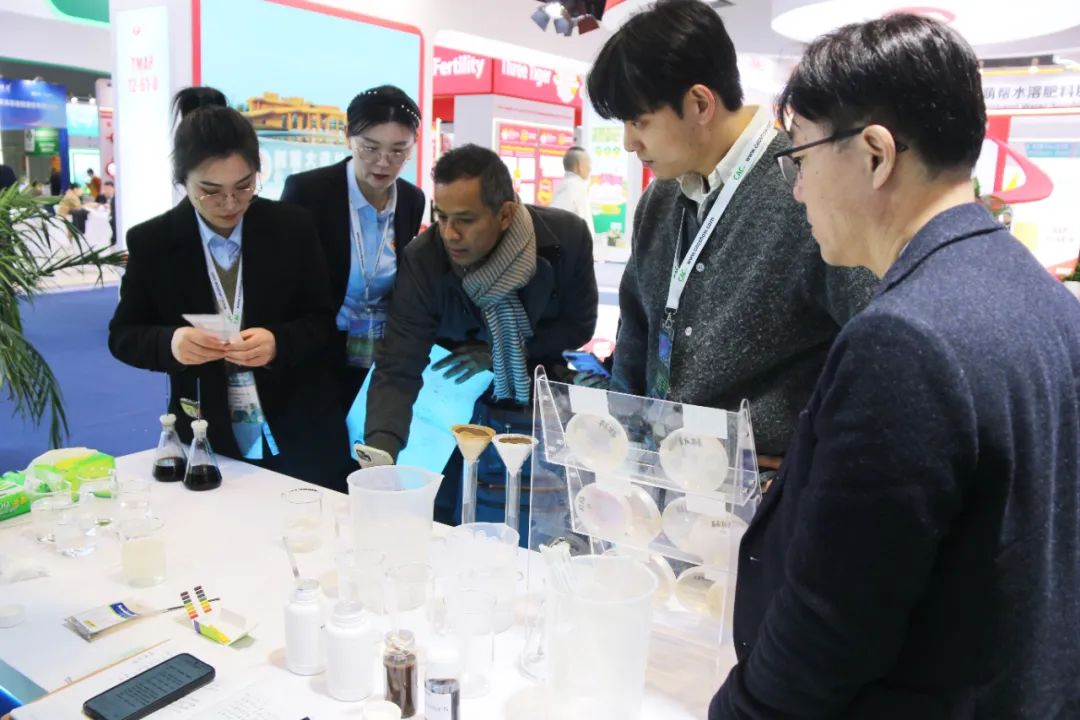 金牌赞助企业tqb谈球吧全新亮相上海CAC国际农化展，以科技实力献礼25周年