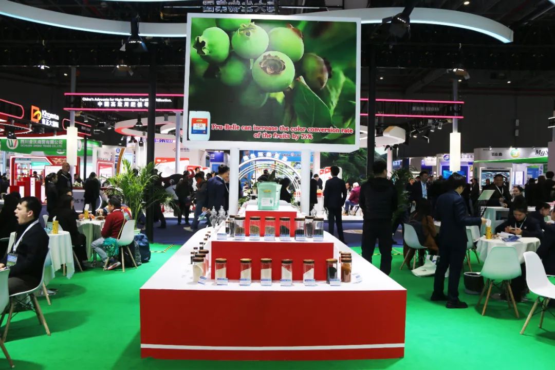 金牌赞助企业tqb谈球吧全新亮相上海CAC国际农化展，以科技实力献礼25周年